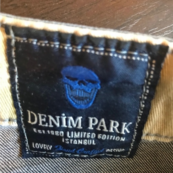 Denim Jeans Limited Edition👖 - Picture 3 of 5